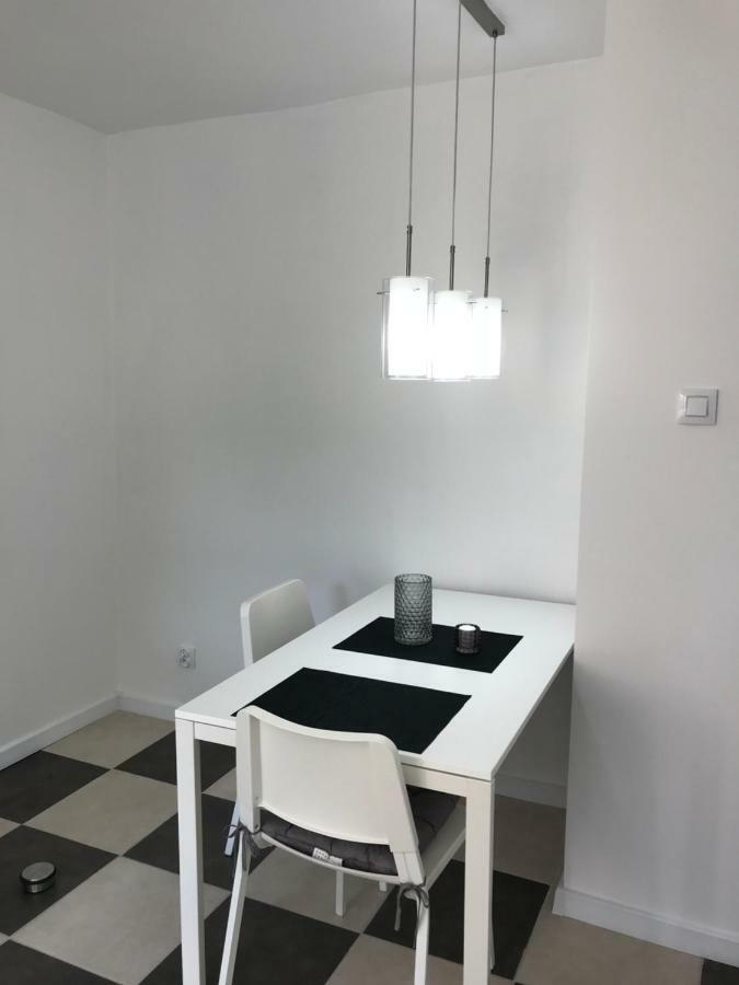 Apartament Matejki 7/4 Zielona Gora  Bagian luar foto